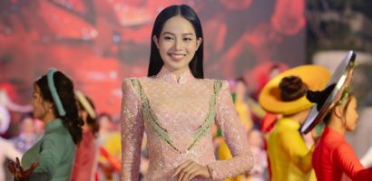 Hoa hậu Thanh Thủy diện áo dài nền nã khoe nhan sắc thăng hạng